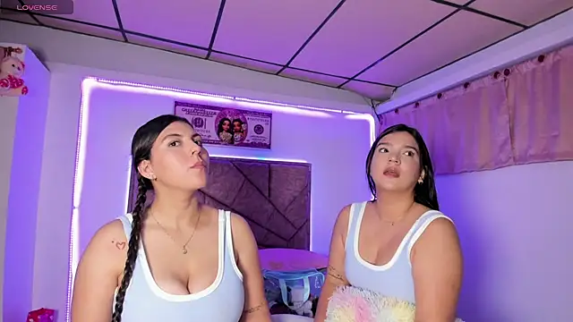 Snapshot of Cristal_Smith20 chatting on November 27, 2025, 1:17 am Cristal Smith20 online show from November 27, 2025, 1:17 am