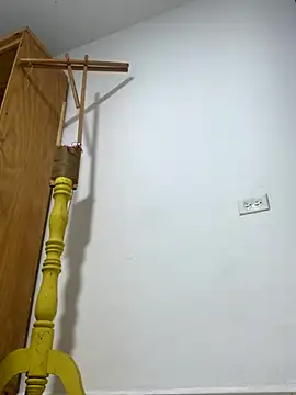 NatashaRex online show from November 24, 2025, 12:16 pm