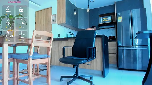 fitnolan online show from April 10, 2026, 3:08 pm