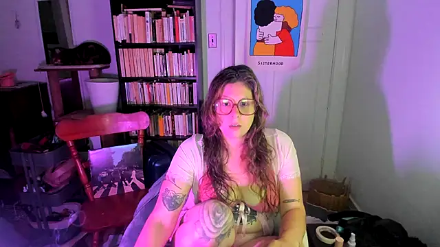 Rosiee69  online show from September 11, 2025, 9:15 pm