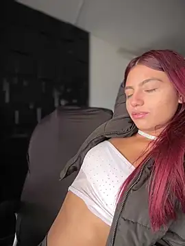 Snapshot of Emily-teen chatting on February 7, 2026, 4:48 pm Emily-teen online show from February 7, 2026, 4:48 pm