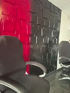 Snapshot of Emily-teen chatting on February 23, 2026, 7:25 pm Emily-teen online show from February 23, 2026, 7:25 pm