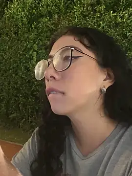 Alice surprise online show from March 23, 2025, 5:54 am