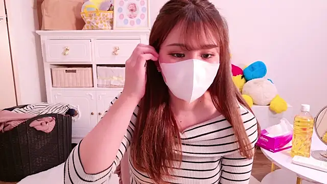 Snapshot of noa_chi chatting on March 4, 2025, 6:15 am noa chi online show from March 4, 2025, 6:15 am