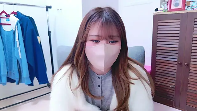 Snapshot of noa_chi chatting on February 24, 2025, 10:04 am noa chi online show from February 24, 2025, 10:04 am