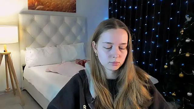 JenniferGraces online show from January 13, 2026, 12:53 pm