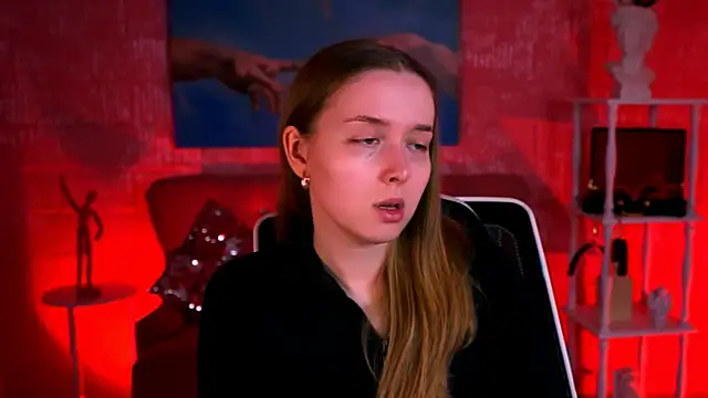 JenniferGraces online show from April 7, 2026, 2:19 pm