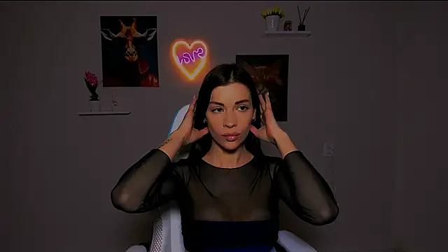 Snapshot of KetiWils chatting on March 3, 2025, 6:52 am KetiWils online show from March 3, 2025, 6:52 am