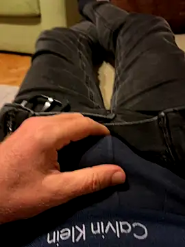 albatros70 online show from November 10, 2025, 4:23 pm