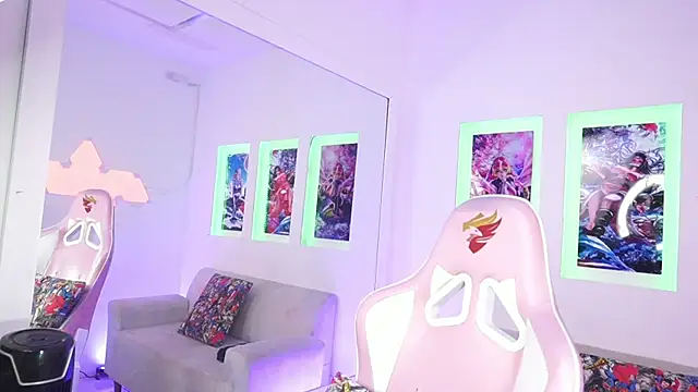 SaharaKramer online show from March 10, 2025, 10:24 pm