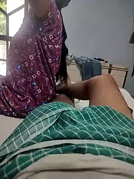 indian couple4 online show from September 20, 2025, 12:10 pm