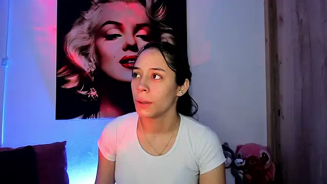 TANIA 06 online show from November 28, 2025, 1:11 pm