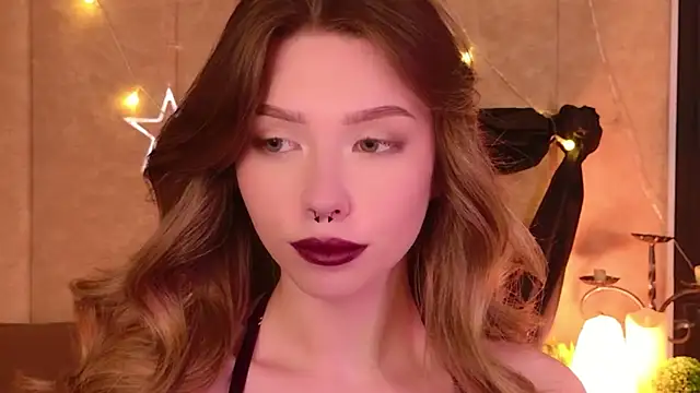 Sierra Fane online show from April 16, 2026, 11:11 am