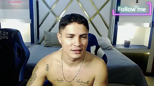 SaraClub JY online show from April 21, 2026, 1:42 am