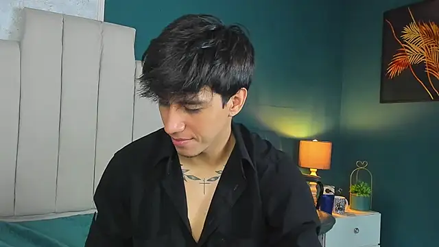 Allex Cano online show from November 18, 2025, 11:02 am