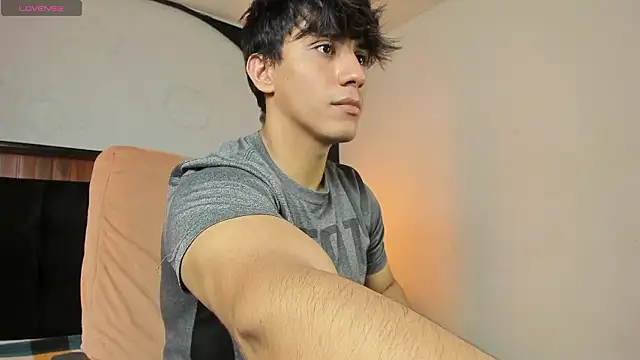 Allex Cano online show from February 3, 2026, 6:22 am