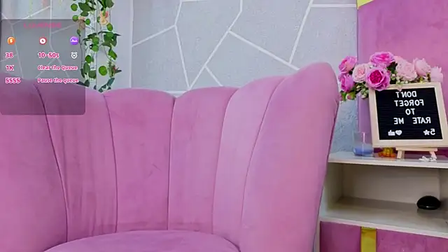 EmmyCortez online show from October 2, 2025, 11:46 am