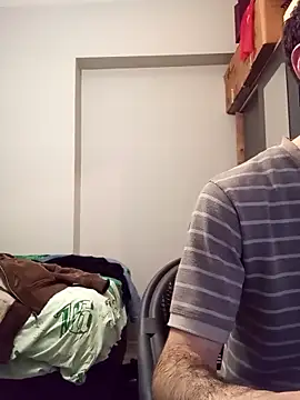 raskolnikovw online show from February 13, 2026, 8:42 pm