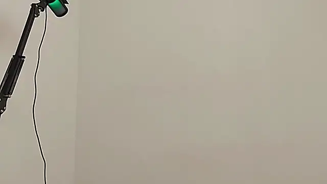 Snapshot of Elise_Nyx chatting on October 13, 2025, 12:29 pm Elise Nyx online show from October 13, 2025, 12:29 pm