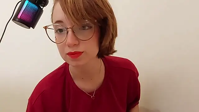 Snapshot of Elise_Nyx chatting on September 27, 2025, 2:23 pm Elise Nyx online show from September 27, 2025, 2:23 pm