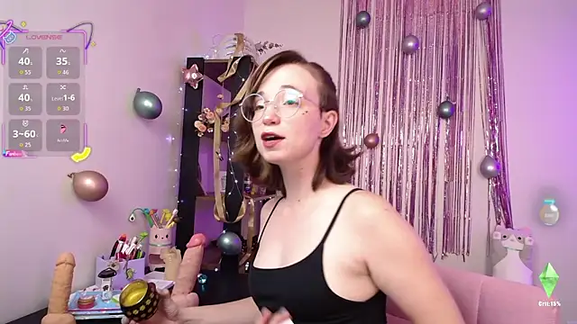 Elise Nyx online show from February 21, 2026, 5:48 pm