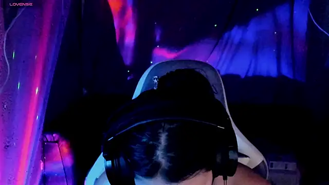 brii69 online show from October 1, 2025, 11:52 pm