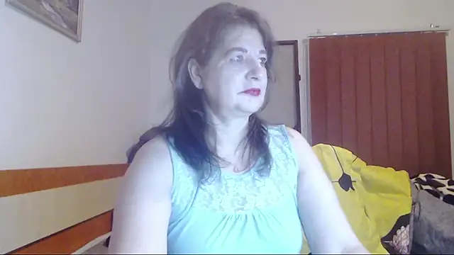 Snapshot of ExtasyMature chatting on November 6, 2025, 5:00 am ExtasyMature online show from November 6, 2025, 5:00 am