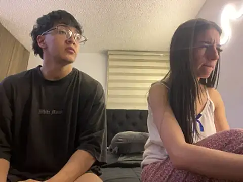 DesireLuxe online show from March 30, 2026, 9:22 am