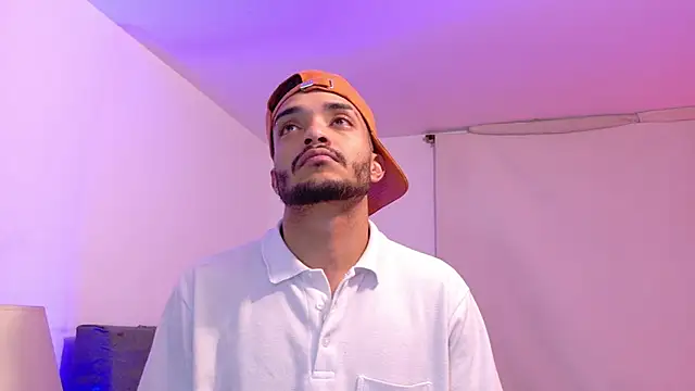 eross chipre  online show from February 14, 2026, 6:57 am