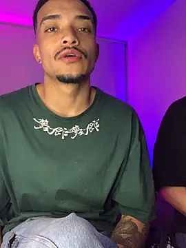 eross chipre  online show from November 11, 2025, 2:28 am