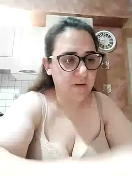 Dolcecurvy online show from April 26, 2026, 9:45 pm