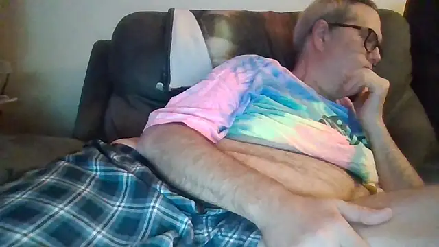 Smallone327 online show from September 19, 2025, 3:54 am