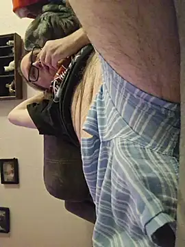 Smallone327 online show from February 16, 2026, 6:56 am