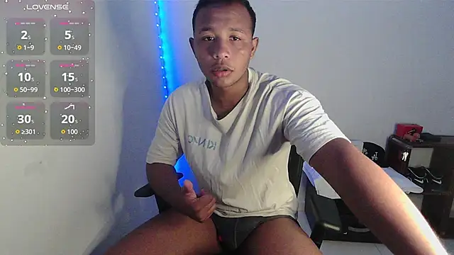 Gooss cum online show from October 15, 2025, 1:08 pm