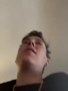 Snapshot of jay_straponi chatting on February 19, 2025, 3:27 pm jay straponi online show from February 19, 2025, 3:27 pm