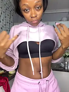 Snapshot of xxTatiannaxx chatting on July 2, 2026, 5:52 pm xxTatiannaxx online show from July 2, 2026, 5:52 pm