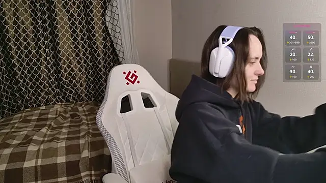 Luna Loveee online show from September 20, 2025, 3:44 am