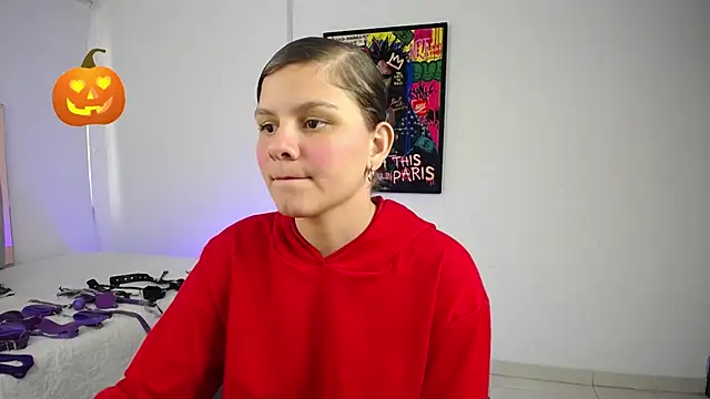 Snapshot of ValeAmayaa chatting on October 12, 2025, 8:10 pm ValeAmayaa online show from October 12, 2025, 8:10 pm