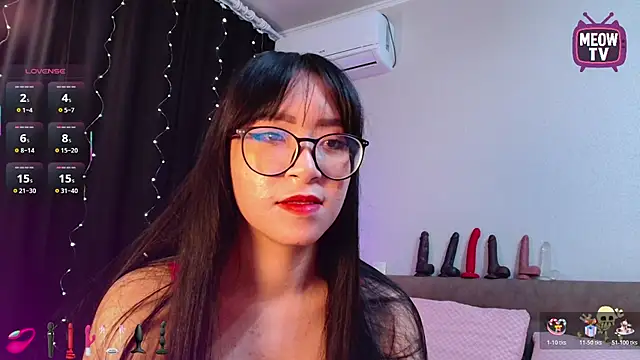 miyakimi0101 online show from November 14, 2025, 12:25 am