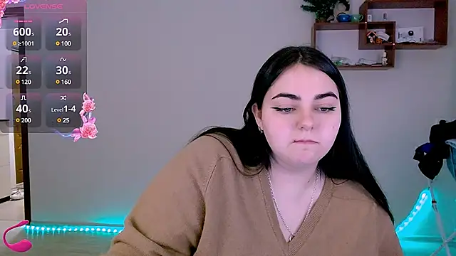 Snapshot of kitsune_8 chatting on March 5, 2025, 12:44 pm kitsune 8 online show from March 5, 2025, 12:44 pm