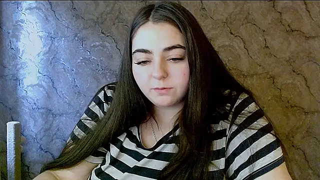 Snapshot of kitsune_8 chatting on October 19, 2025, 11:24 am kitsune 8 online show from October 19, 2025, 11:24 am