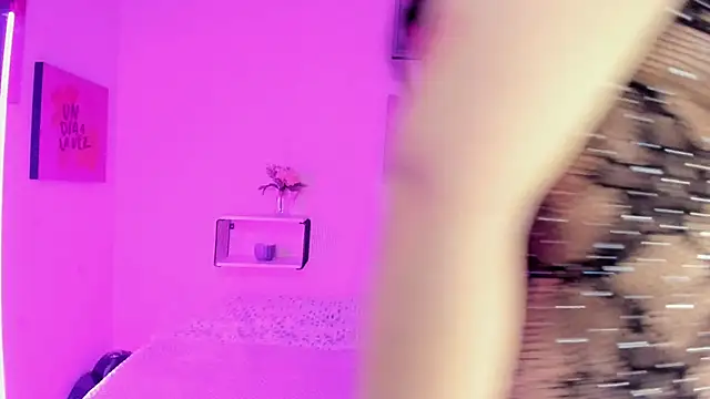 Selene bennet online show from February 28, 2026, 3:39 am