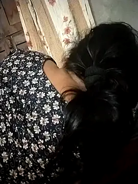 Snapshot of sharnjit299 chatting on November 4, 2025, 5:17 pm sharnjit299 online show from November 4, 2025, 5:17 pm