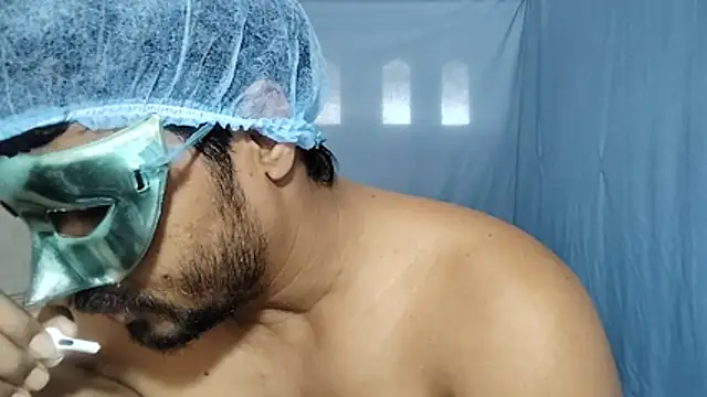 cute1gfbf online show from April 19, 2026, 5:41 am