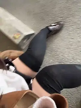 Snapshot of mai_honey chatting on March 15, 2026, 4:41 am mai honey online show from March 15, 2026, 4:41 am