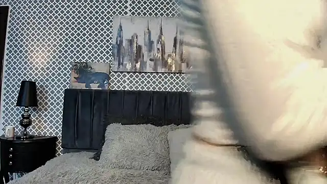 Cassie bloom online show from March 14, 2025, 3:15 am