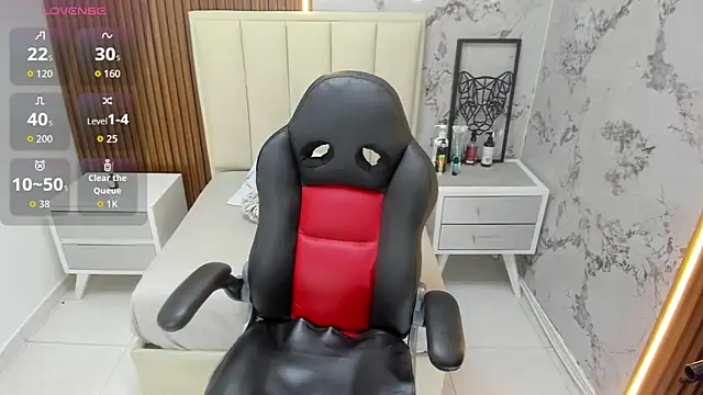 MEGANZARICK online show from September 10, 2025, 12:59 pm