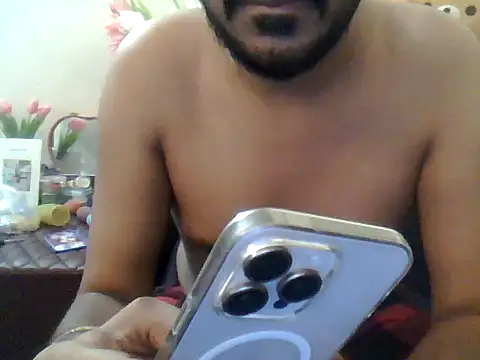 Snapshot of 9inch_hard chatting on September 18, 2025, 7:39 pm 9inch hard online show from September 18, 2025, 7:39 pm