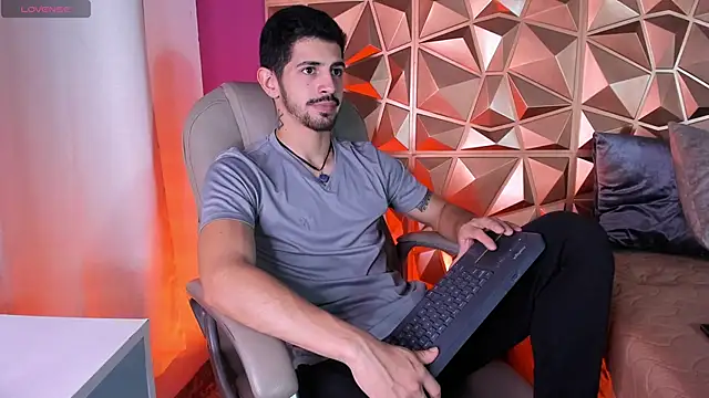 Snapshot of AlejandroStormm chatting on March 21, 2026, 4:03 am AlejandroStormm online show from March 21, 2026, 4:03 am
