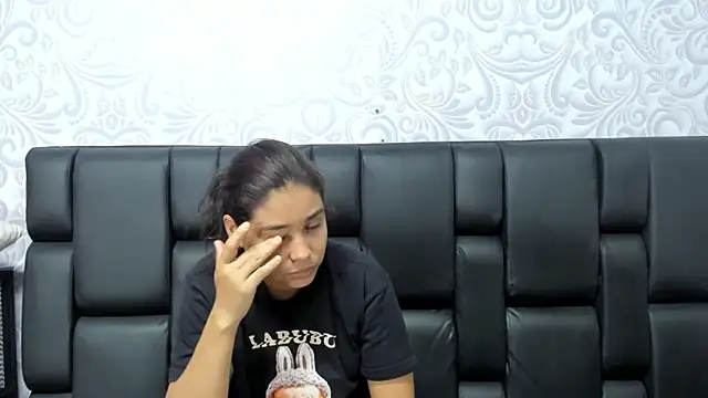 Snapshot of ElizaAndQuisha chatting on September 17, 2025, 1:13 pm ElizaAndQuisha online show from September 17, 2025, 1:13 pm